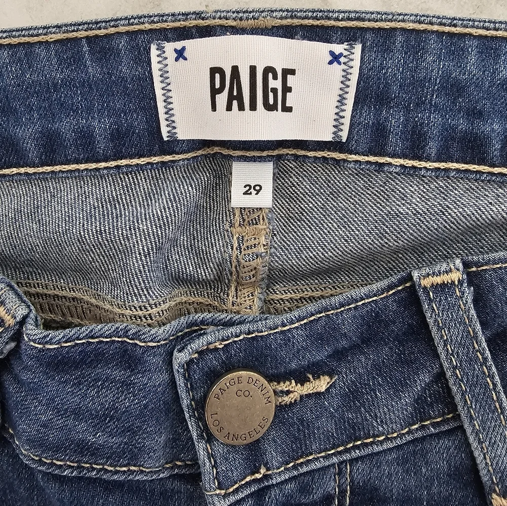 PAIGE excellent size